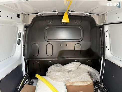 Renault Kangoo 2017 - фото 11