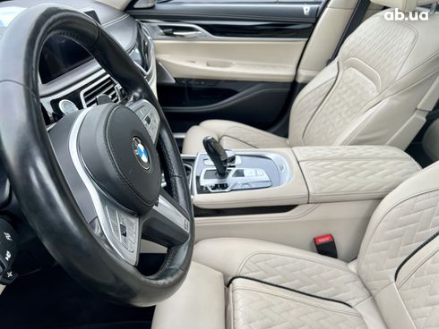 BMW 7 серия 2021 - фото 27