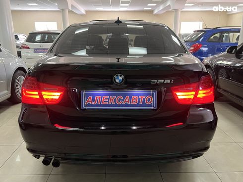 BMW 3 серия 2011 черный - фото 3