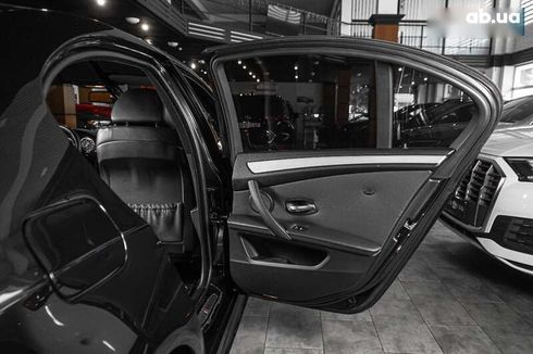 BMW M5 2006 - фото 17