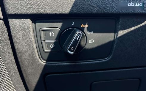 Volkswagen Passat 2017 - фото 19