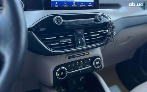 Ford Escape 2020 - фото 19