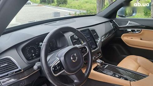 Volvo XC90 2017 - фото 26