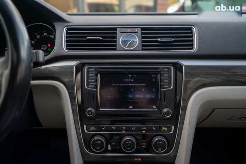 Volkswagen Passat 2016 - фото 25
