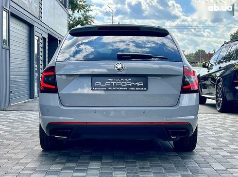 Skoda Octavia 2020 - фото 9