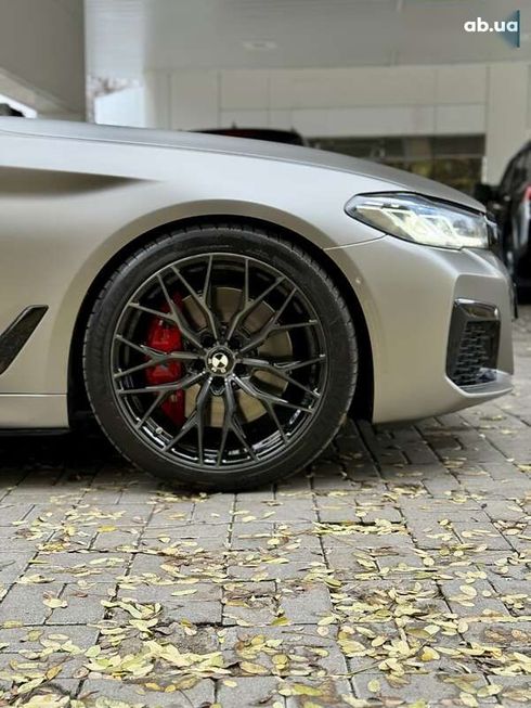 BMW 5 серия 2021 - фото 13