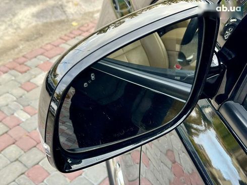 Kia Carnival 2017 - фото 19