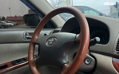 Toyota Camry 2004 - фото 12