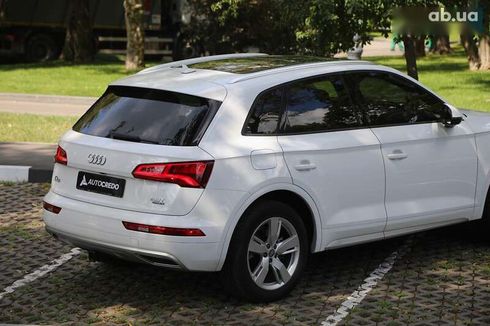 Audi Q5 2018 - фото 8