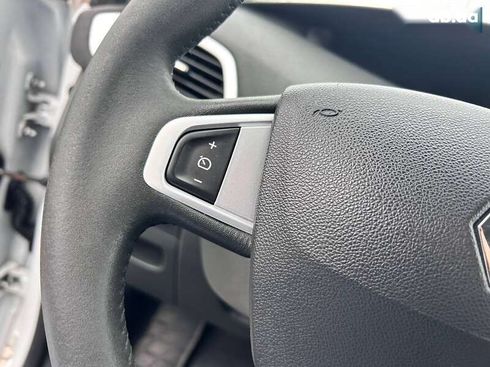 Renault Scenic 2012 - фото 20