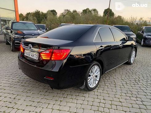 Toyota Camry 2011 - фото 6