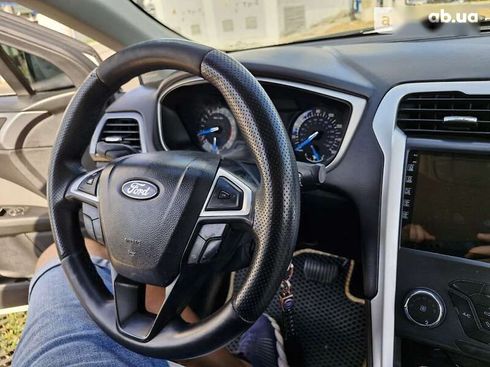 Ford Fusion 2013 - фото 12