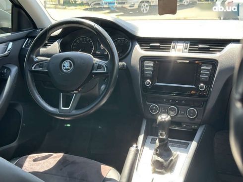 Skoda Octavia 2016 - фото 30