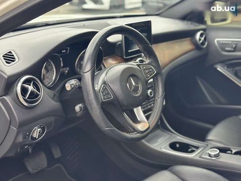 Mercedes-Benz GLA-Класс 2016 - фото 15