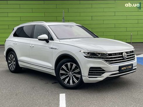 Volkswagen Touareg 2018 - фото 6