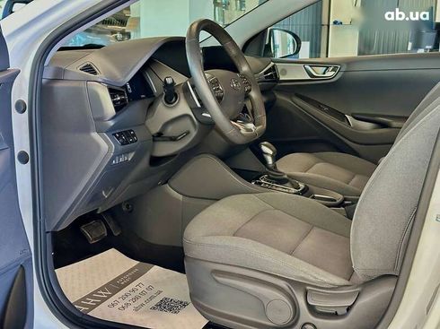 Hyundai Ioniq 2020 - фото 13