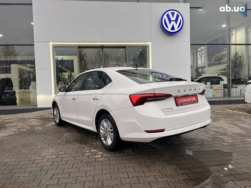 Skoda Octavia 2021 - фото 5