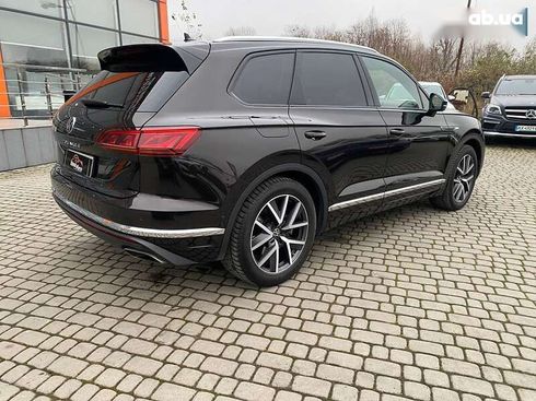 Volkswagen Touareg 2023 - фото 9