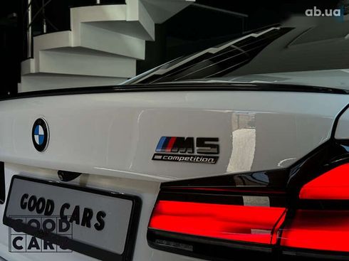 BMW M5 2019 - фото 16