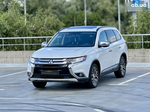 Mitsubishi Outlander 2015 - фото 11