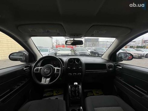 Jeep Compass 2011 - фото 12
