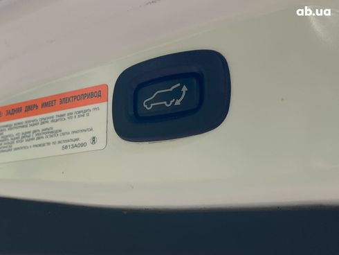 Mitsubishi Outlander 2019 белый - фото 29