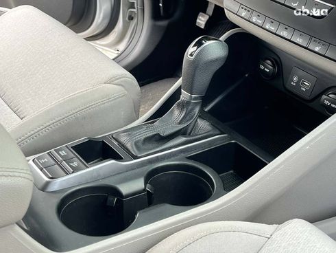 Hyundai Tucson 2017 серый - фото 19