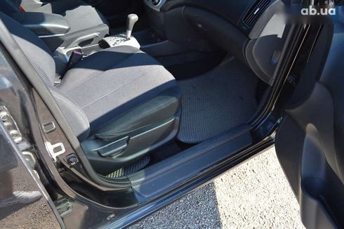 Hyundai Elantra 2009 - фото 21