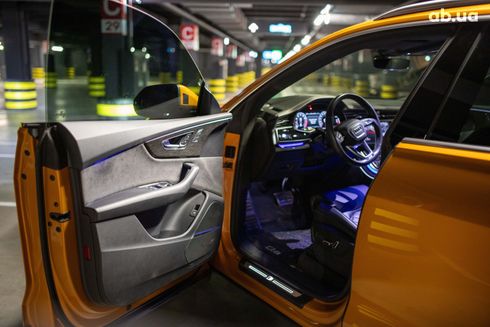 Audi Q8 2018 оранжевый - фото 11