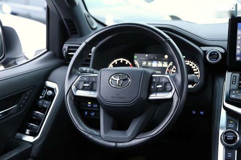 Toyota Land Cruiser 2023 - фото 20