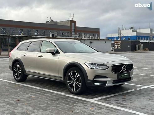 Volvo V90 2017 - фото 20