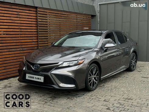 Toyota Camry 2023 - фото 3