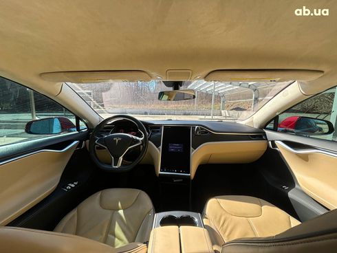 Tesla Model S 2014 красный - фото 22