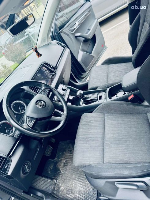 Skoda Karoq 2018 серый - фото 9