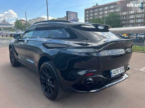Aston Martin DBX 2021 - фото 7