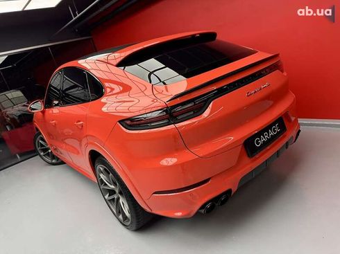 Porsche Cayenne 2019 - фото 30