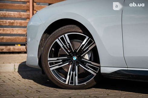 BMW i7 2022 - фото 16