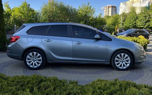 Opel Astra 2011 - фото 8