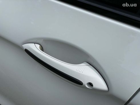 BMW 5 серия 2012 белый - фото 13