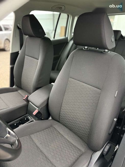 Volkswagen Tiguan 2018 - фото 12