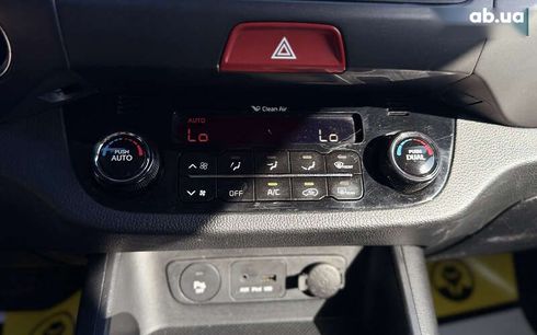 Kia Sportage 2011 - фото 21