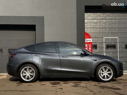 Tesla Model Y 2021 - фото 10