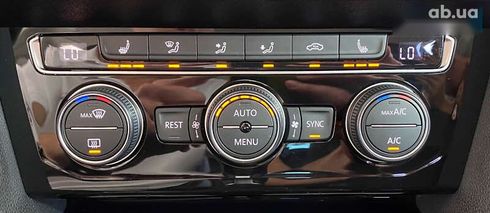 Volkswagen Passat 2018 - фото 15