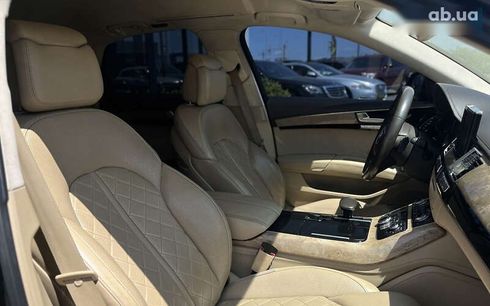 Audi A8 2011 - фото 11
