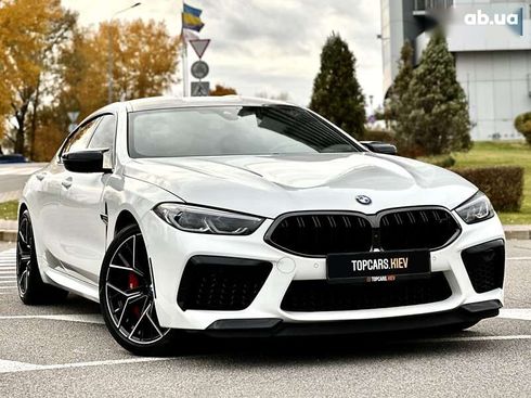 BMW M8 Gran Coupe 2021 - фото 25