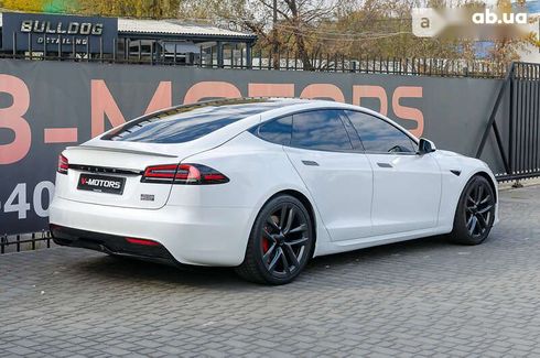 Tesla Model S 2023 - фото 8