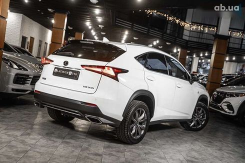 Lexus NX 2021 - фото 16