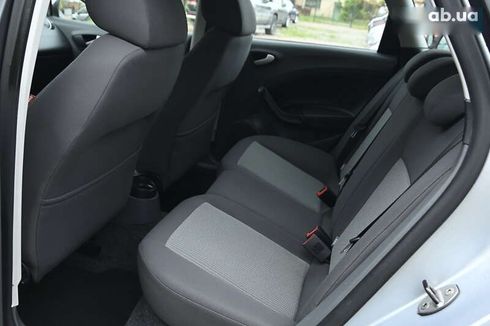 SEAT Ibiza 2011 - фото 30