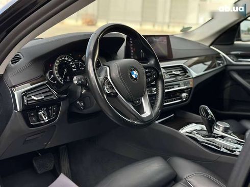 BMW 5 серия 2019 - фото 22