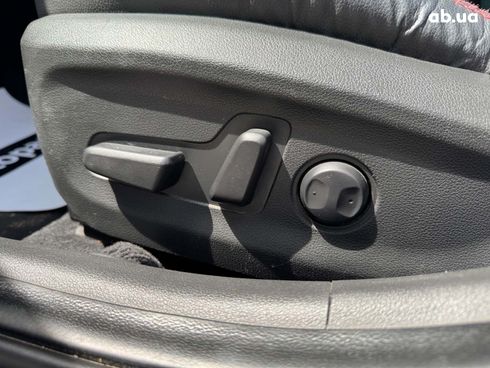 Hyundai Elantra 2016 серый - фото 20